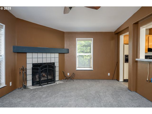 2031 Sw ALEXANDRIA St 110, Mc Minnville, OR 97128
