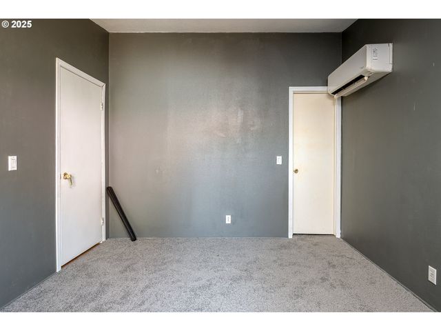 2031 Sw ALEXANDRIA St 110, Mc Minnville, OR 97128