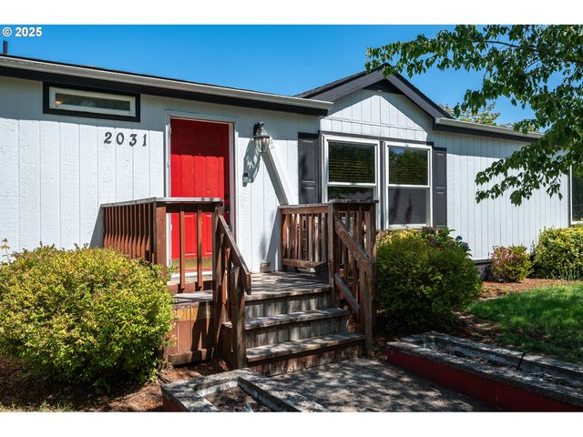 2031 Sw ALEXANDRIA St 110, Mc Minnville, OR 97128