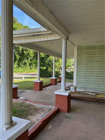 303 Grady Avenue NE, Rome, GA 30161