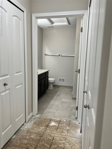 828 Nelsons Ridge Drive 20, Howell, MI 48843