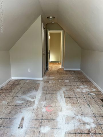 828 Nelsons Ridge Drive 20, Howell, MI 48843