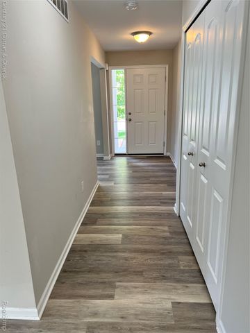 828 Nelsons Ridge Drive 20, Howell, MI 48843