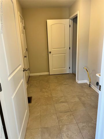 828 Nelsons Ridge Drive 20, Howell, MI 48843