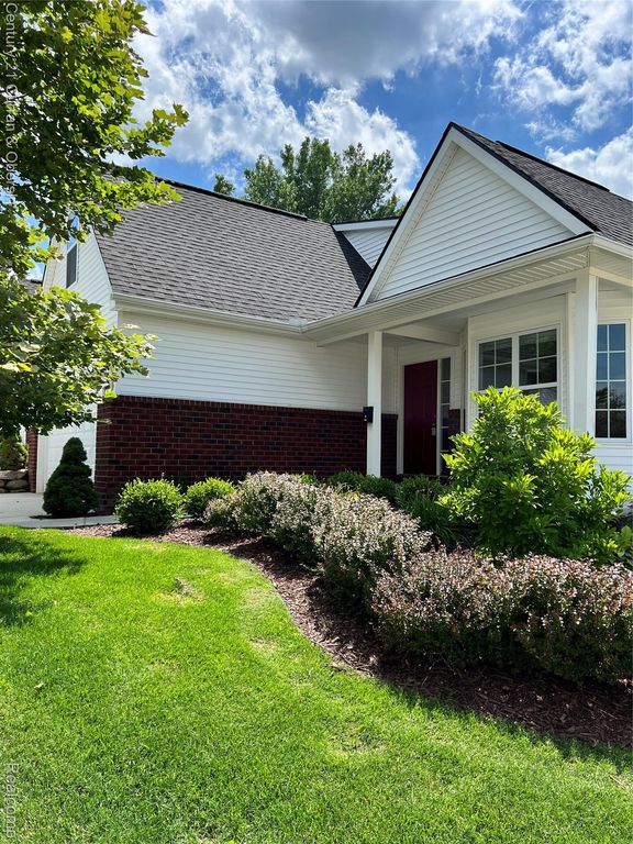 828 Nelsons Ridge Drive 20, Howell, MI 48843