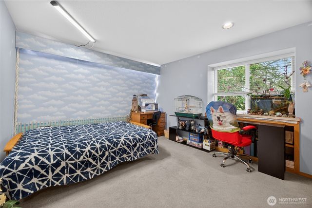 654 E Oak Tree Circle, Sequim, WA 98382