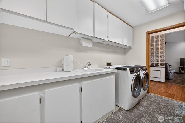 654 E Oak Tree Circle, Sequim, WA 98382