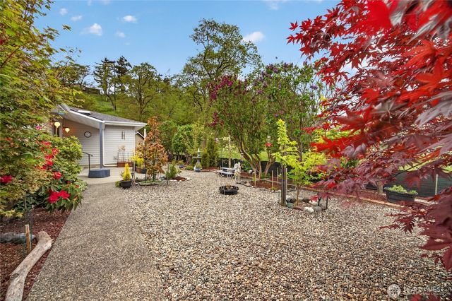 654 E Oak Tree Circle, Sequim, WA 98382