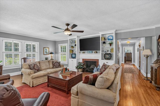 2556 Highway Trion Highway, La Fayette, GA 30728