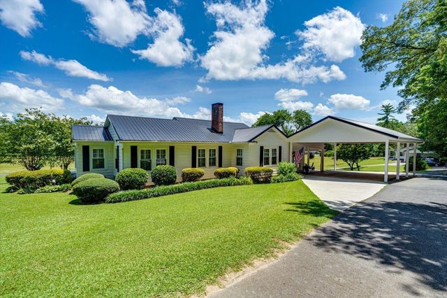 2556 Highway Trion Highway, La Fayette, GA 30728