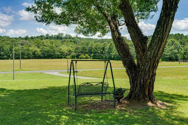2556 Highway Trion Highway, La Fayette, GA 30728