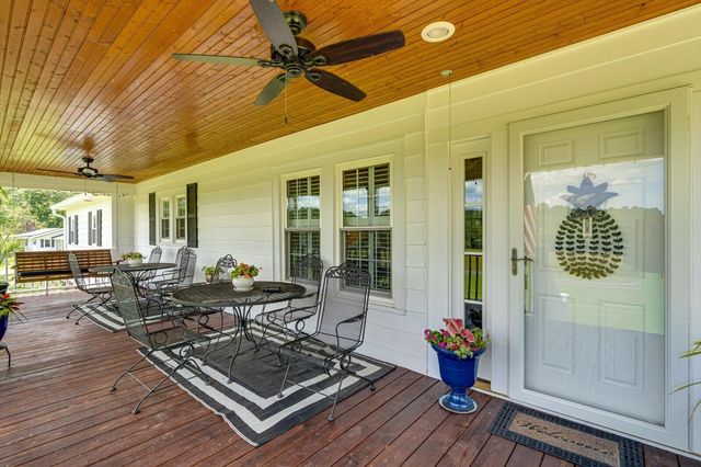 2556 Highway Trion Highway, La Fayette, GA 30728