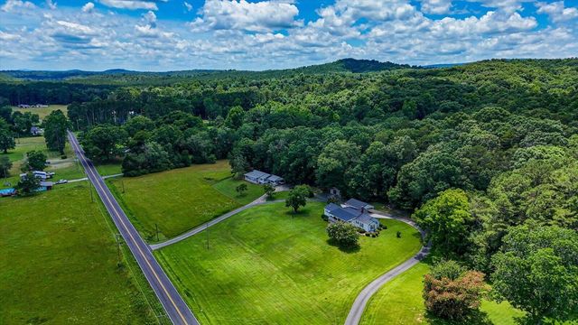 2556 Highway Trion Highway, La Fayette, GA 30728