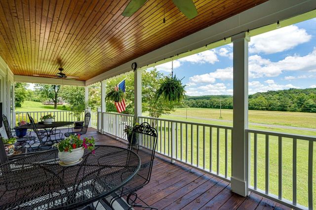 2556 Highway Trion Highway, La Fayette, GA 30728