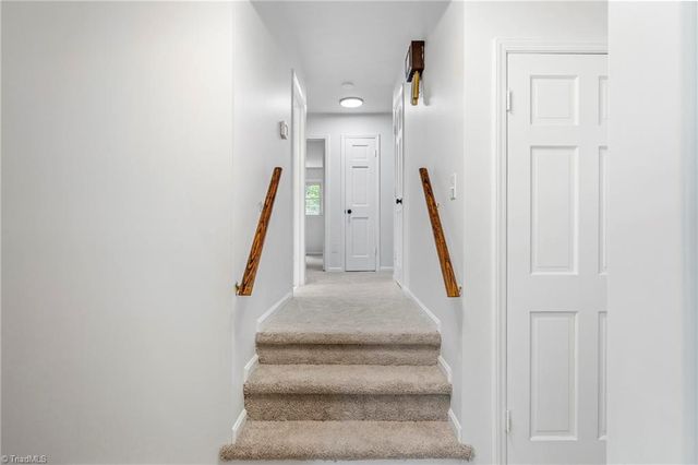 107 Ben Nevis Drive, Kernersville, NC 27284