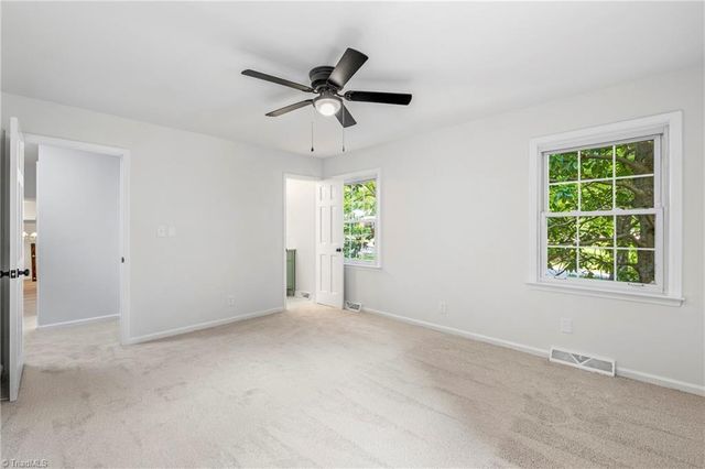 107 Ben Nevis Drive, Kernersville, NC 27284