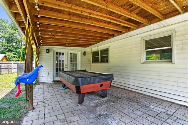 22 KENT RD, Elkton, MD 21921