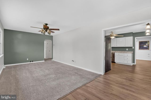 22 KENT RD, Elkton, MD 21921