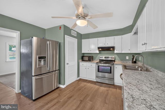 22 KENT RD, Elkton, MD 21921