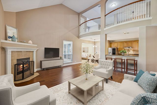 611 Enchanted Way, San Antonio, TX 78260