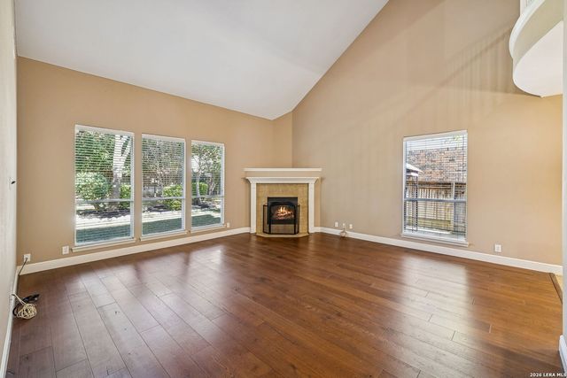 611 Enchanted Way, San Antonio, TX 78260