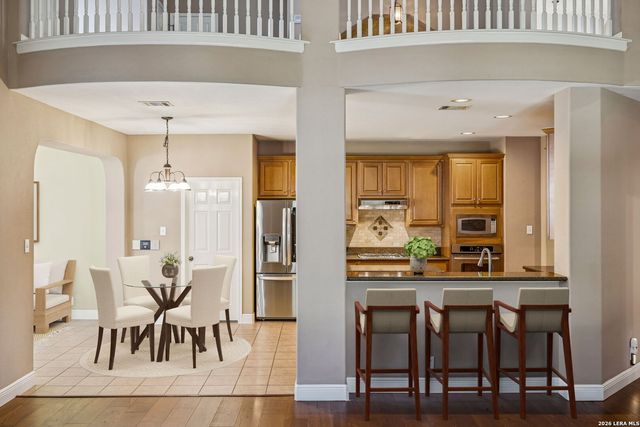 611 Enchanted Way, San Antonio, TX 78260