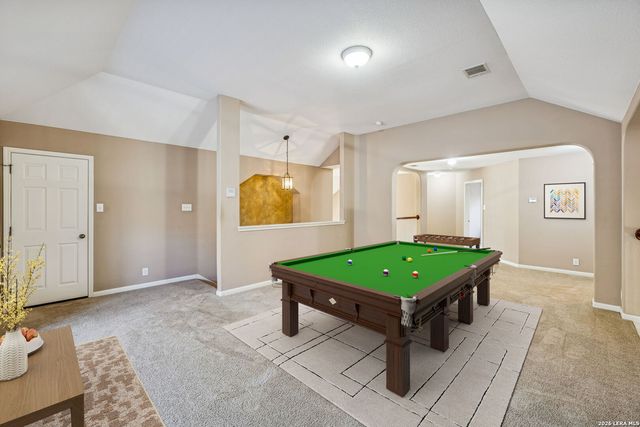 611 Enchanted Way, San Antonio, TX 78260