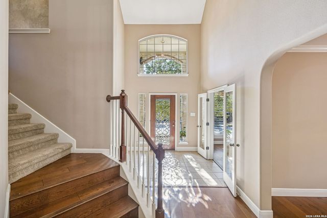 611 Enchanted Way, San Antonio, TX 78260