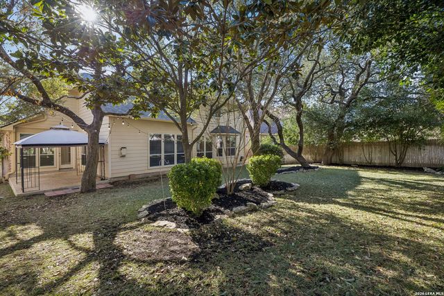 611 Enchanted Way, San Antonio, TX 78260