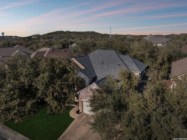 611 Enchanted Way, San Antonio, TX 78260