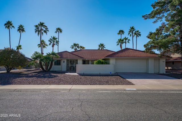 13423 W GABLE HILL Drive, Sun City West, AZ 85375