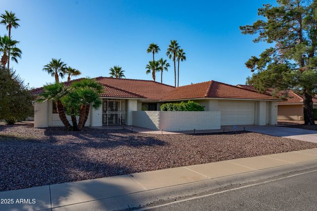 13423 W GABLE HILL Drive, Sun City West, AZ 85375
