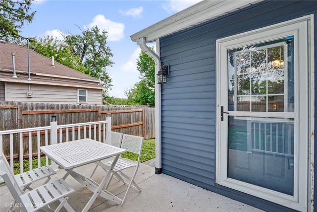 405 W 1st Avenue, Indianola, IA 50125