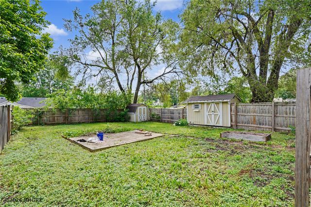 405 W 1st Avenue, Indianola, IA 50125
