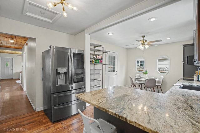 405 W 1st Avenue, Indianola, IA 50125