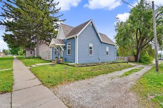 405 W 1st Avenue, Indianola, IA 50125