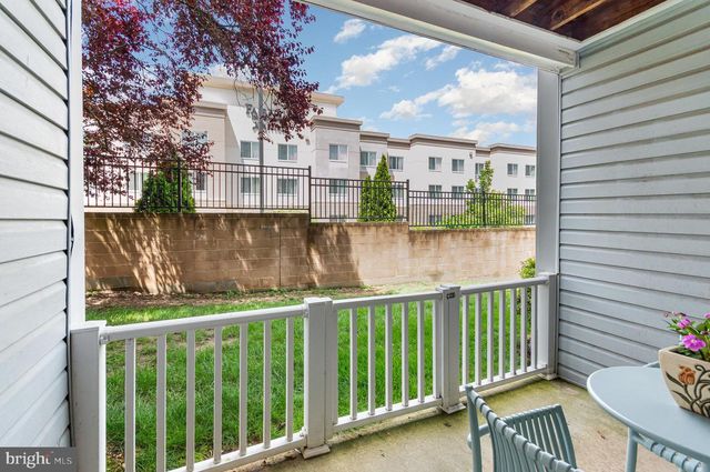 6425 RICHMOND HWY #102, Alexandria, VA 22306