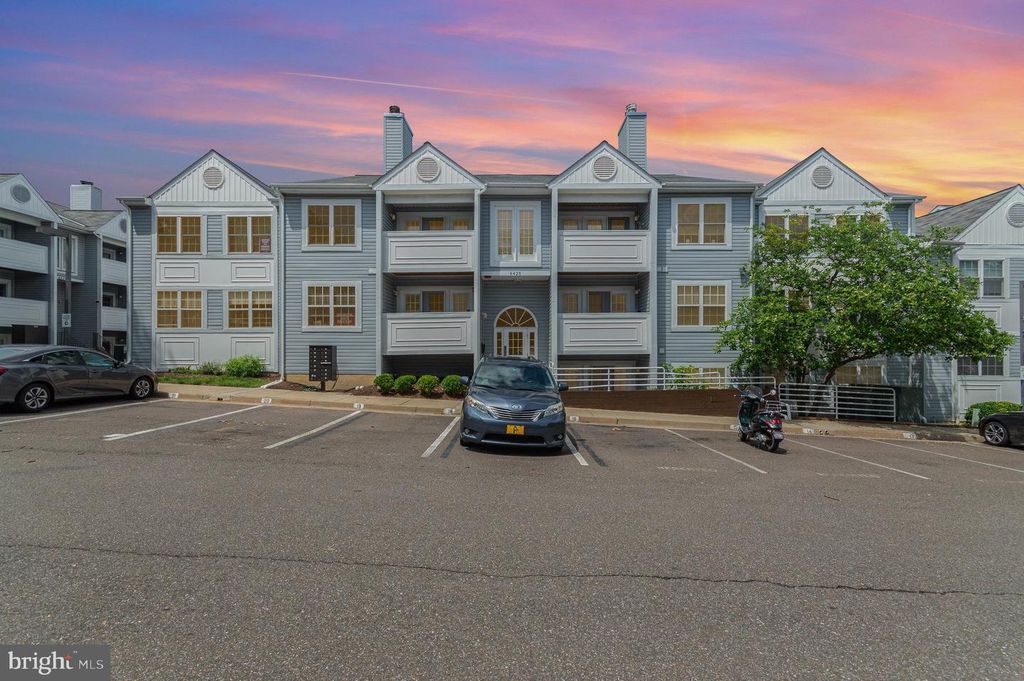 6425 RICHMOND HWY #102, Alexandria, VA 22306