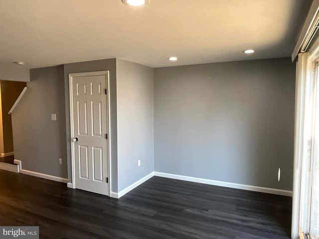 9405 CHIPPENHAM DR, Laurel, MD 20723