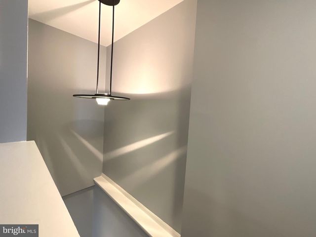 9405 CHIPPENHAM DR, Laurel, MD 20723