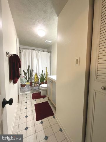 9405 CHIPPENHAM DR, Laurel, MD 20723