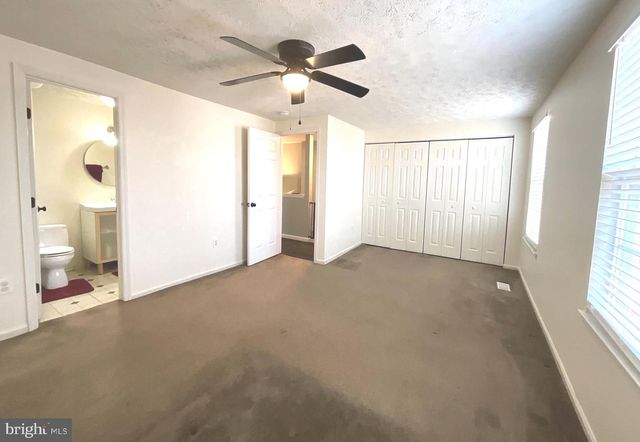 9405 CHIPPENHAM DR, Laurel, MD 20723