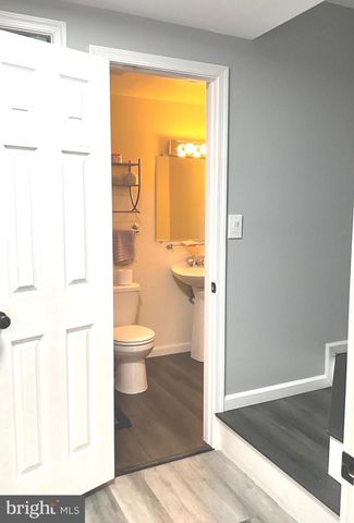 9405 CHIPPENHAM DR, Laurel, MD 20723