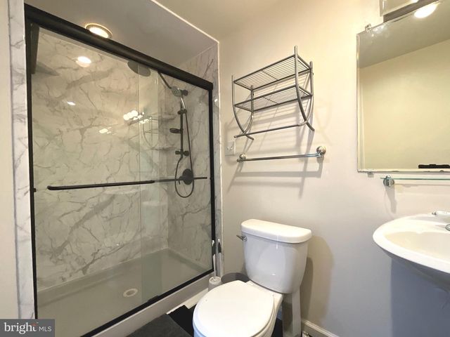 9405 CHIPPENHAM DR, Laurel, MD 20723