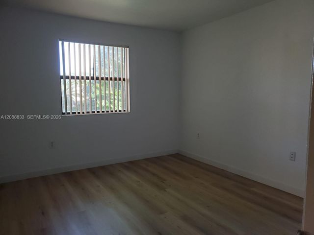 15551 SW 104th Ter 8210, Miami, FL 33196
