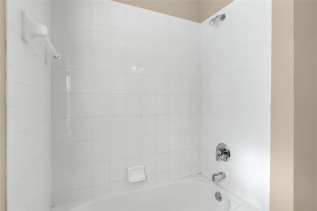 5111 IRONSIDES COURT, Tavares, FL 32778