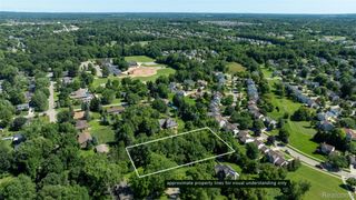 22622 Pine Drive, South Lyon, MI 48178