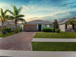 10545 Crossback LN, Lehigh Acres, FL 33936