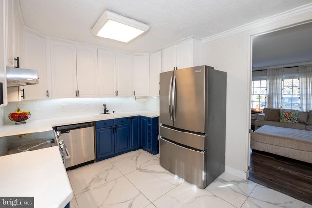 187 KENWOOD DR S, Levittown, PA 19055