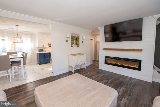 187 KENWOOD DR S, Levittown, PA 19055